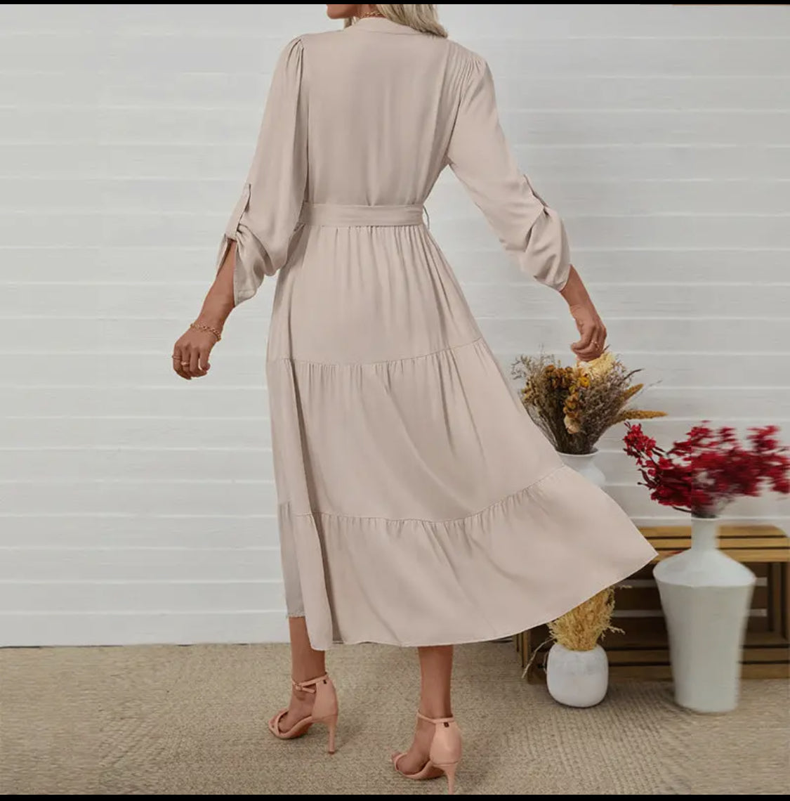 Elegant Long Sleeve V-Neck Belted Midi Dress - Apricot