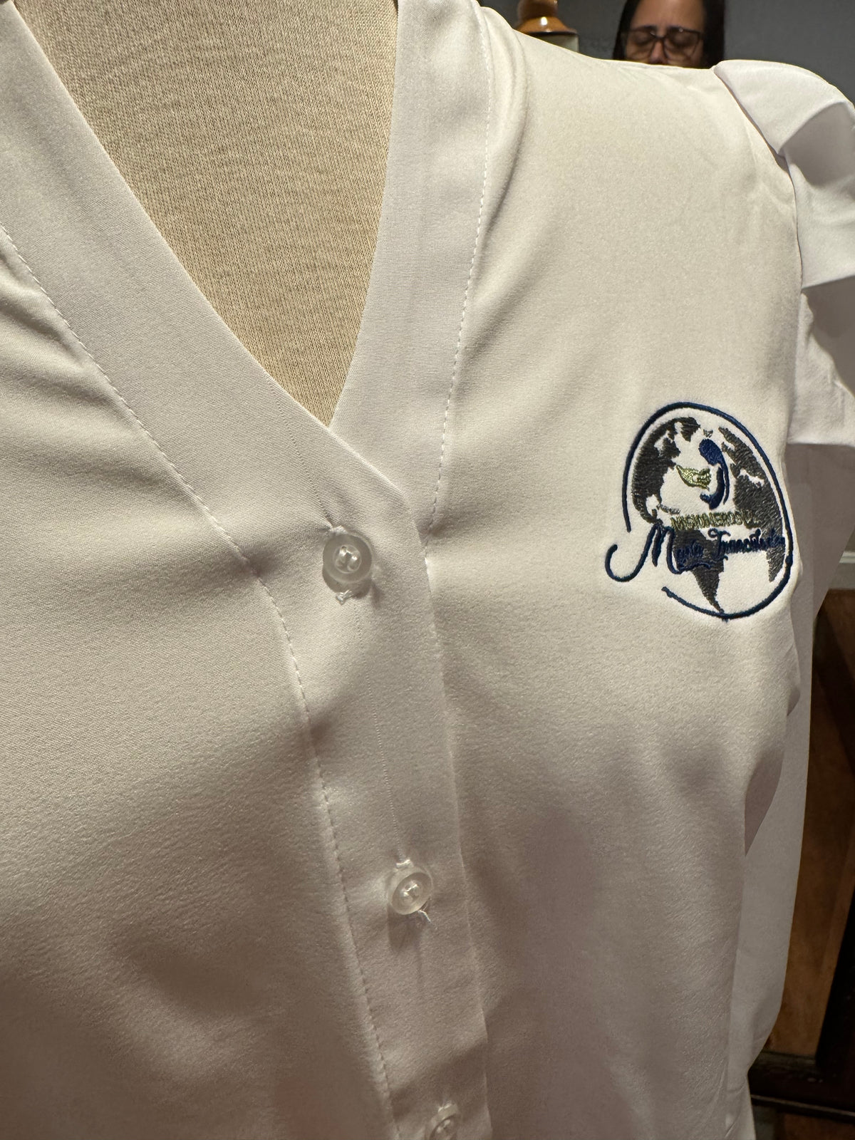Blusas con el logo de MMI - Blanco