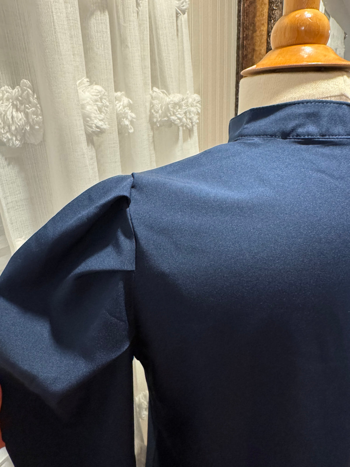 Blusas con el logo de MMI - Navy