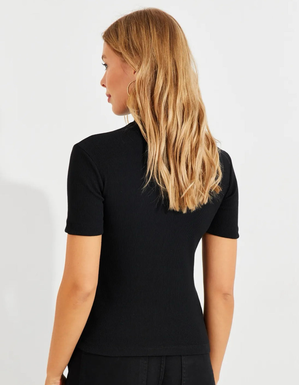 Black Camisole Blouse With Button