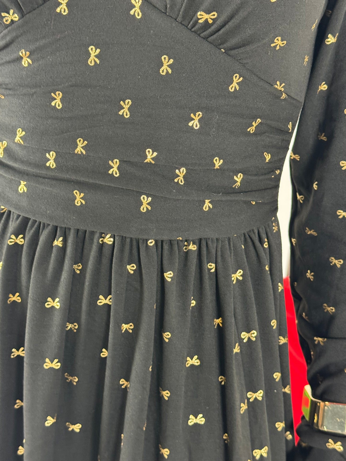 Elegant Vintage V Neck Lace Print Maxi Dress with Gold Bow