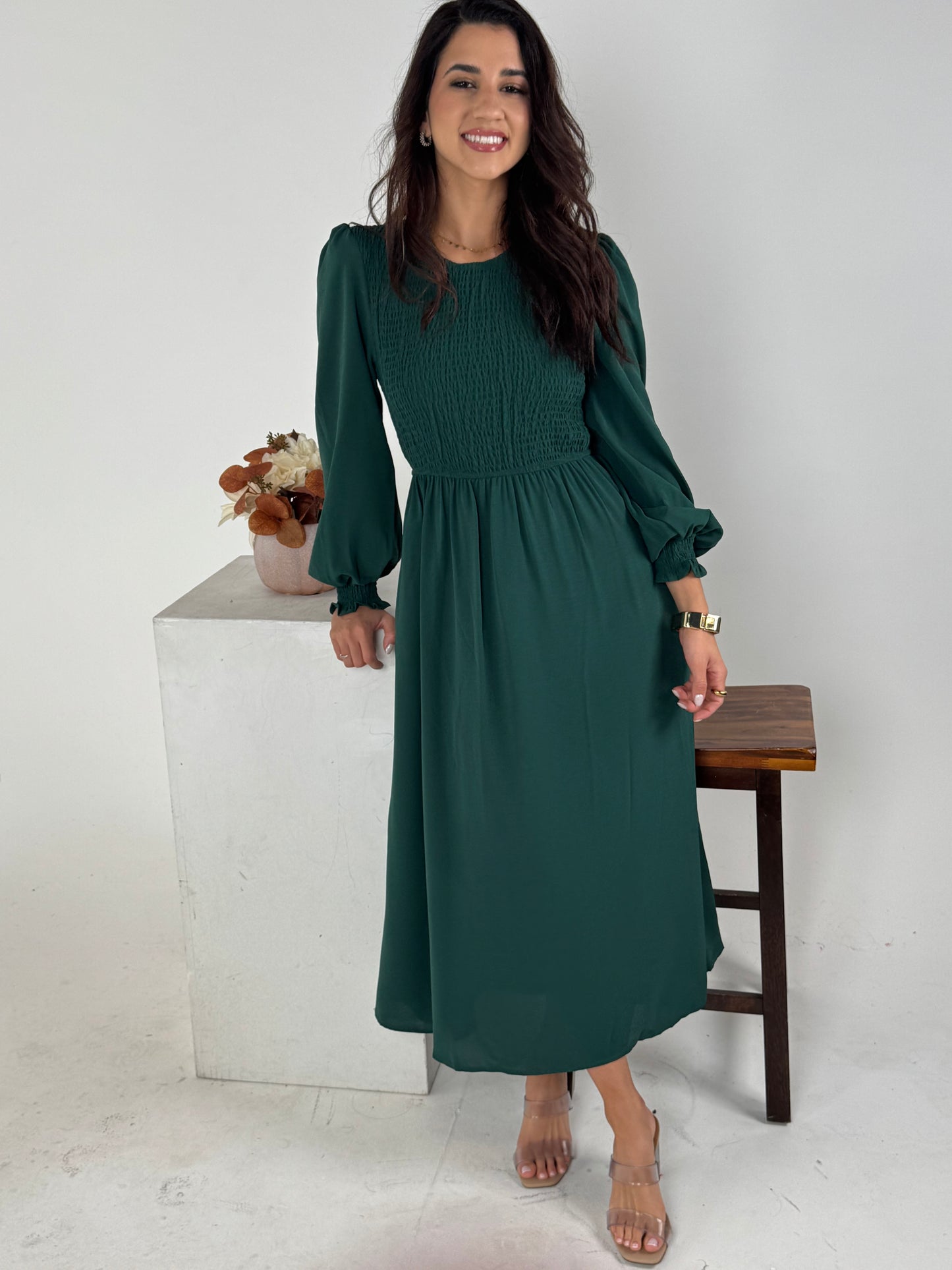 Elegant Green Long Sleeve Smocked Waist Midi Dress