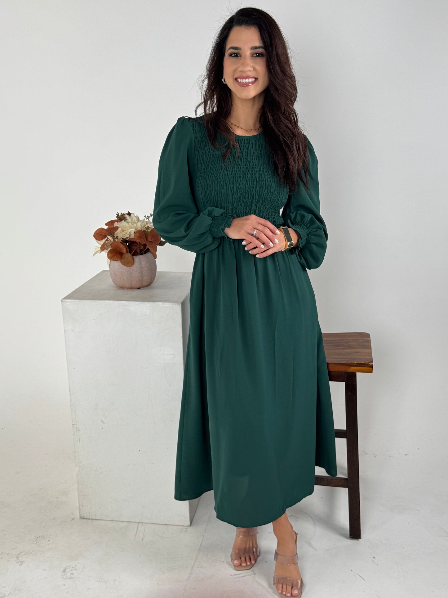 Elegant Green Long Sleeve Smocked Waist Midi Dress