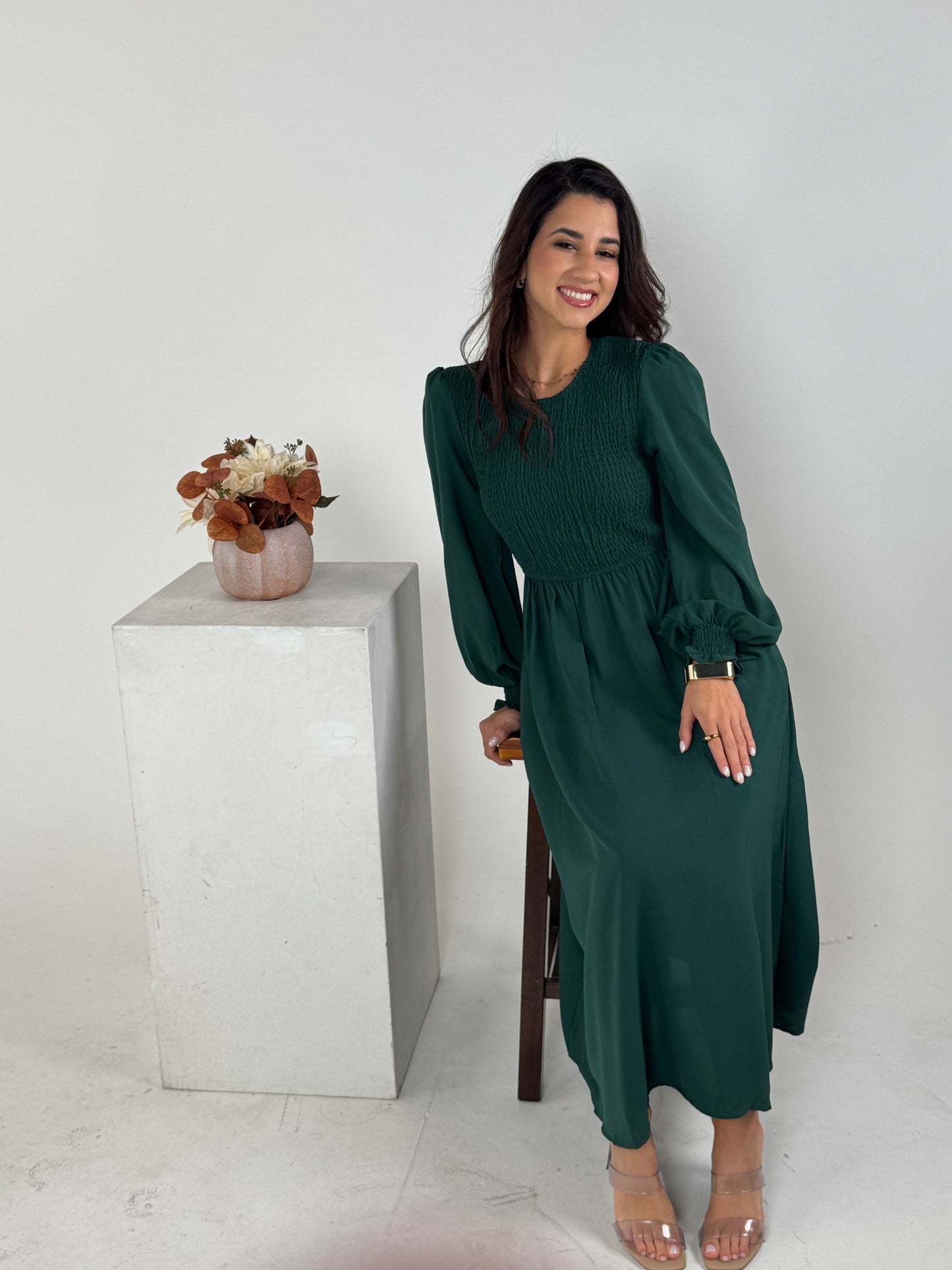 Elegant Green Long Sleeve Smocked Waist Midi Dress
